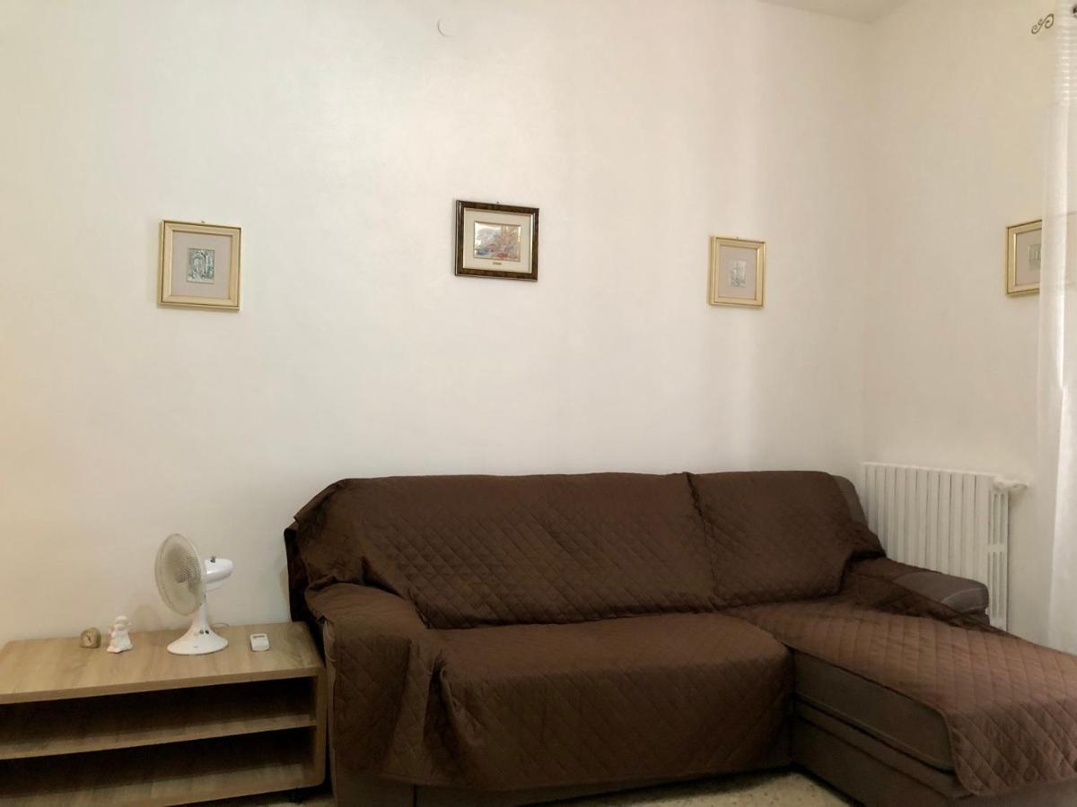 Ferienwohnung Valentino Bari Exterior foto